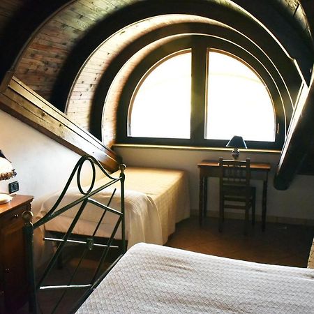 Agriturismo La Ca 'D Majin Poirino Exteriör bild