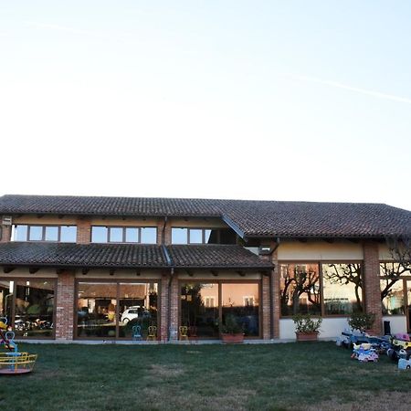 Agriturismo La Ca 'D Majin Poirino Exteriör bild