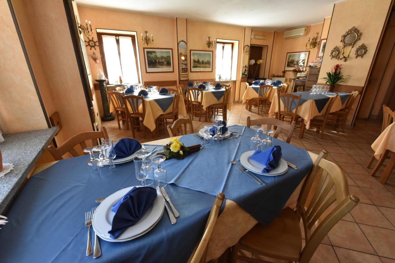 Agriturismo La Ca 'D Majin Poirino Exteriör bild