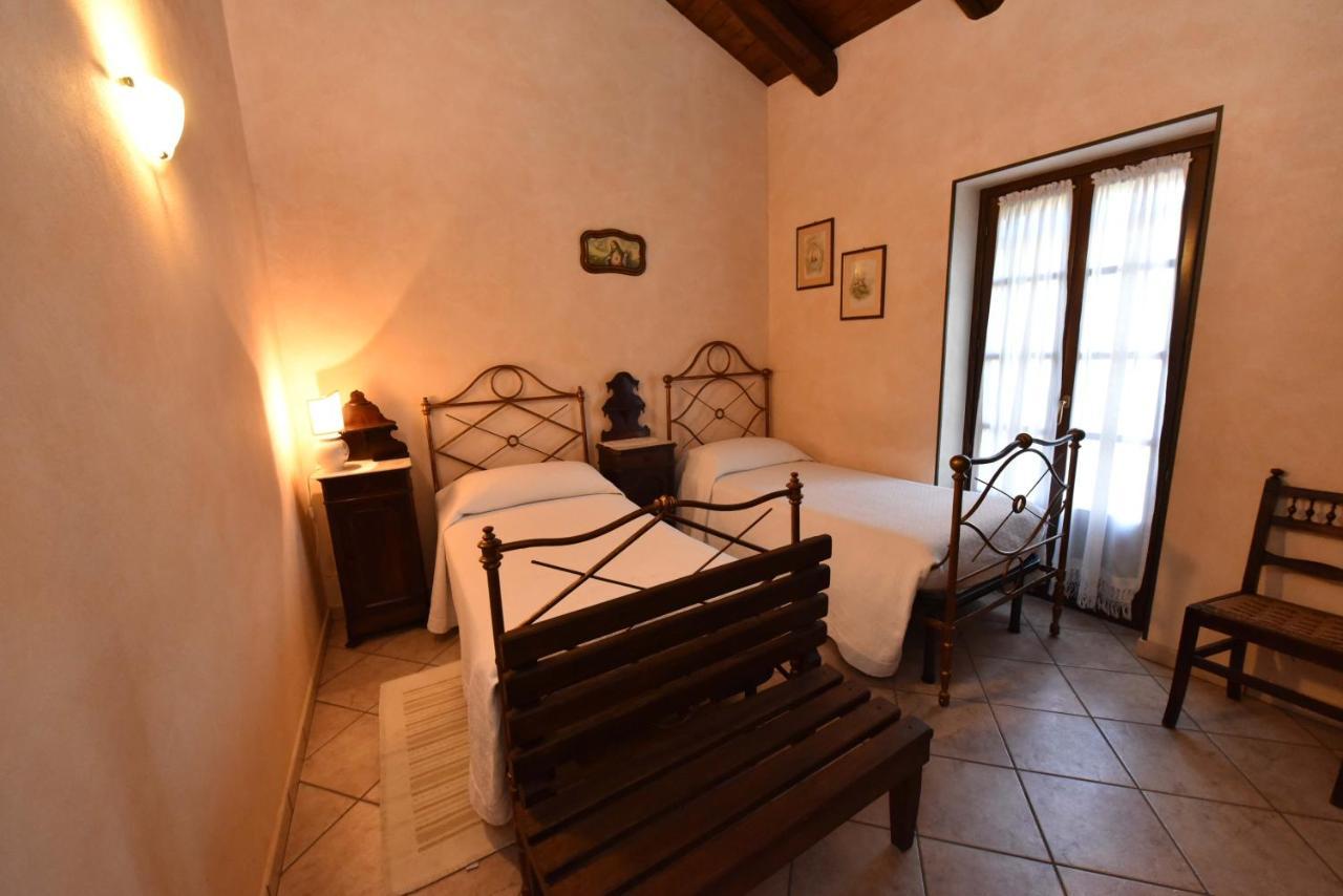 Agriturismo La Ca 'D Majin Poirino Exteriör bild