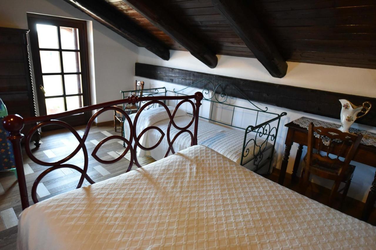 Agriturismo La Ca 'D Majin Poirino Exteriör bild